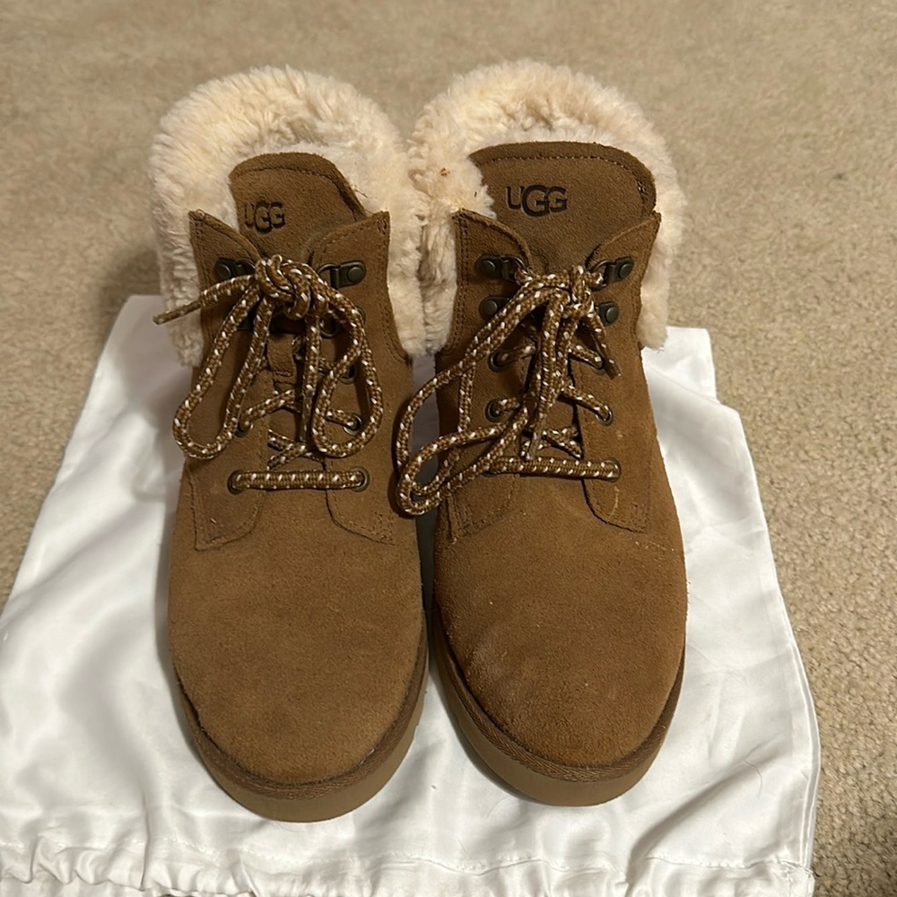 UGG® Romely Heritage Lace-Up Boots